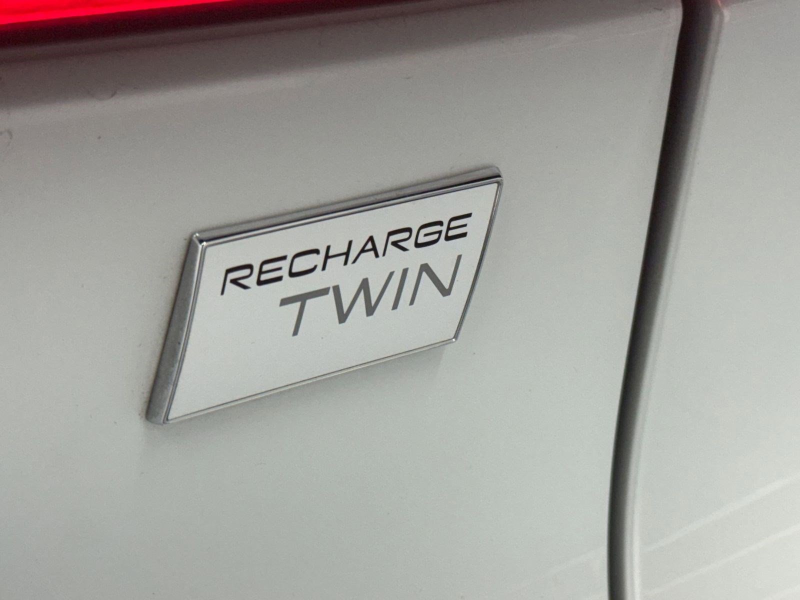 Used 2023 Volvo C40 P8 Recharge Ultimate image 34