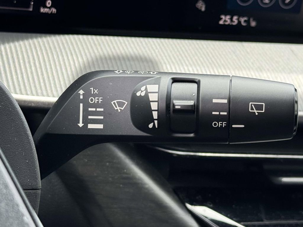 Certified 2025 Nissan Murano SV AWD/4WD image 22