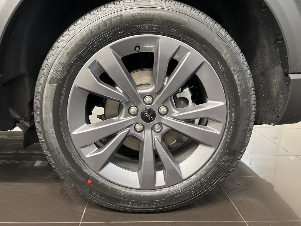 New 2026 Ford Explorer Active w/ Active Comfort Package AWD/4WD image 7
