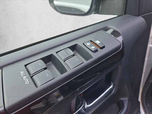 Used 2023 Toyota 4Runner TRD Off-Road AWD/4WD image 10