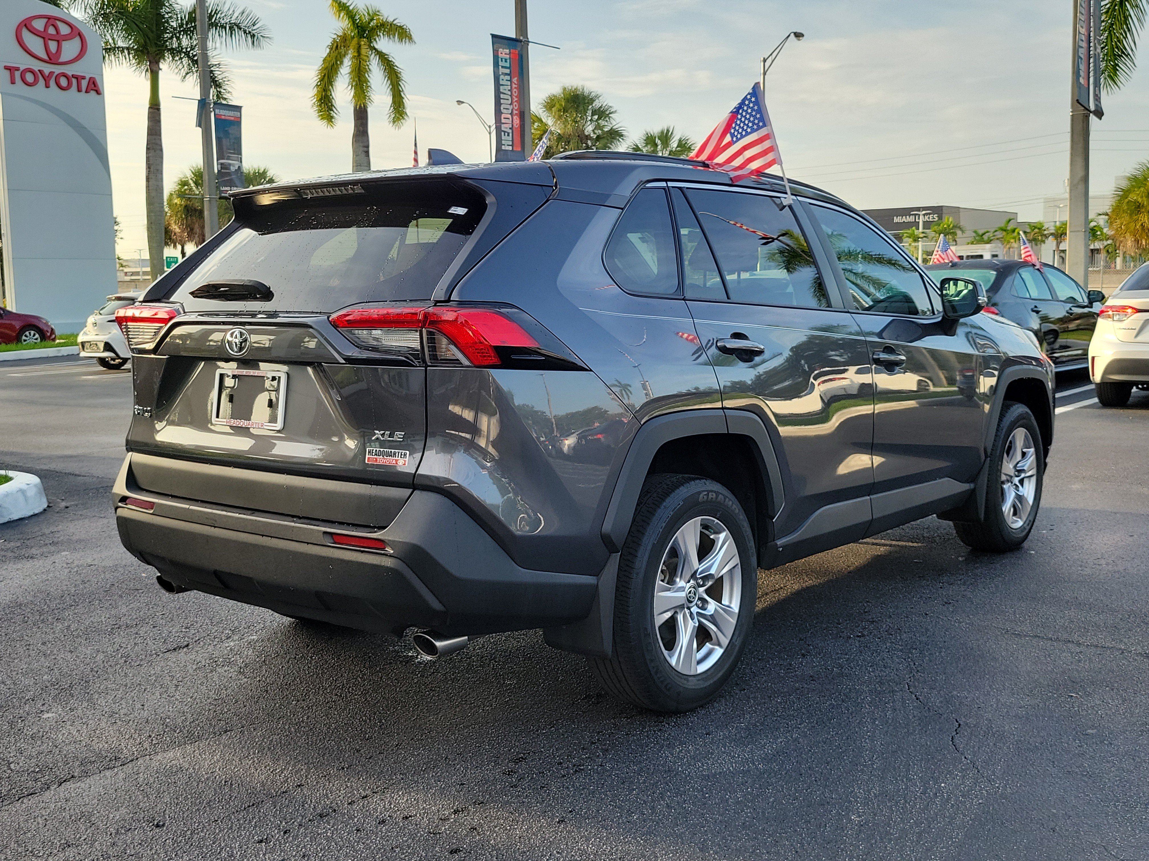 Used 2023 Toyota RAV4 XLE w/ Convenience Package FWD image 12