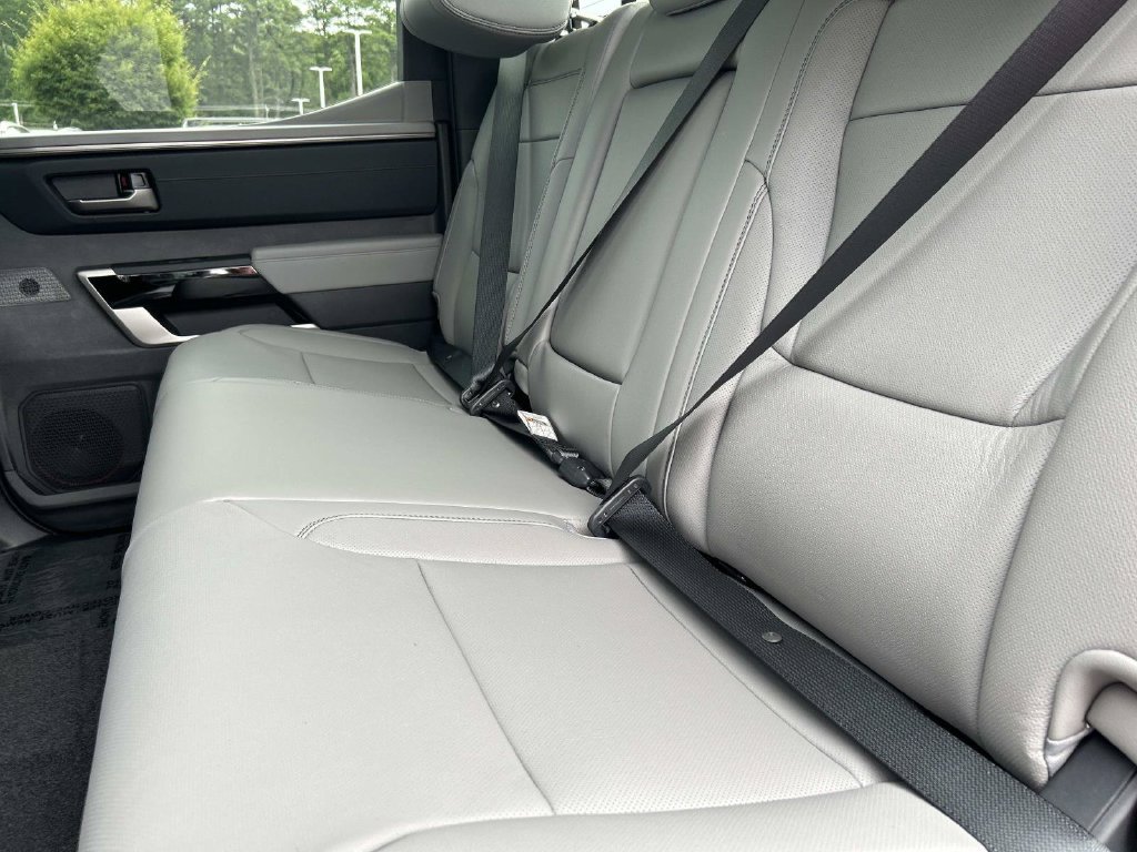 New 2026 Toyota Tundra Limited AWD/4WD image 17