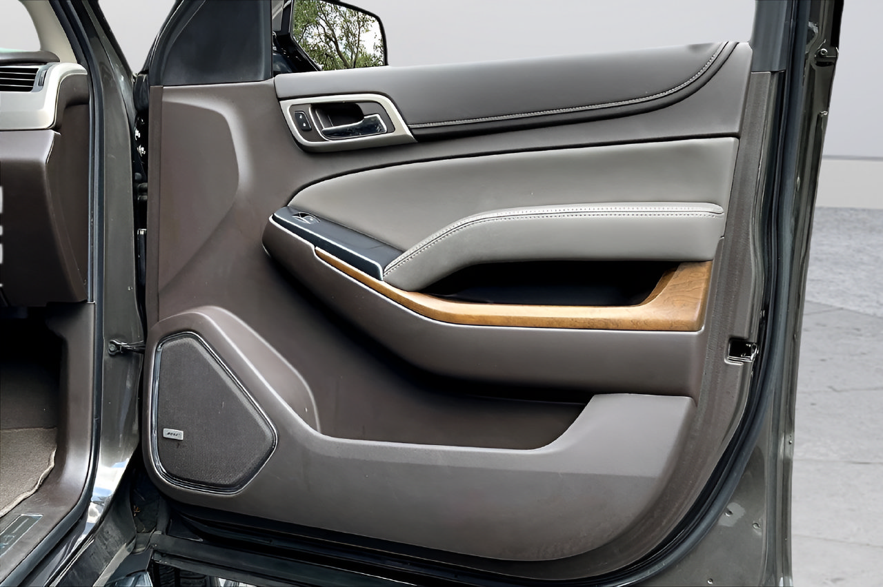 Used 2020 GMC Yukon Denali RWD image 26