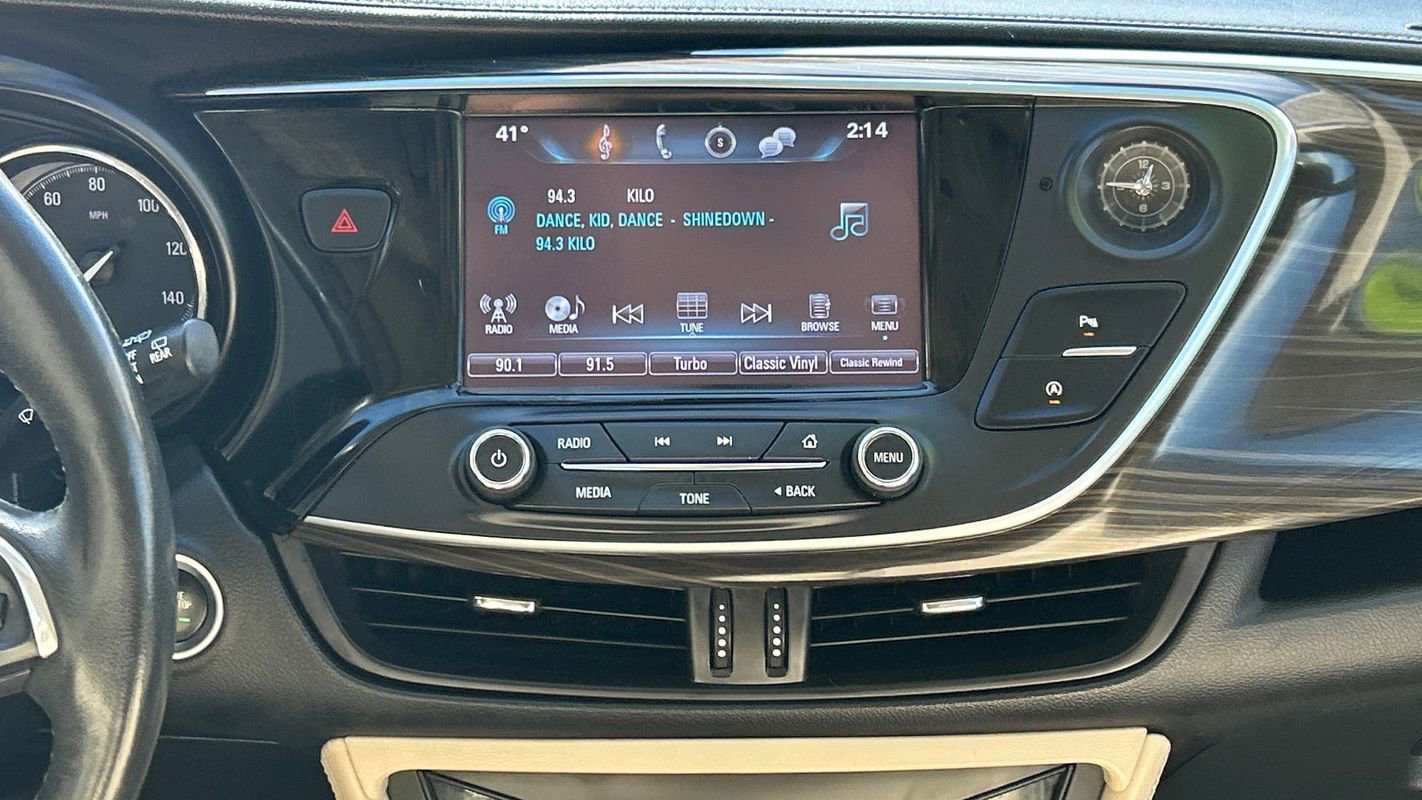 Used 2020 Buick Envision Essence image 19