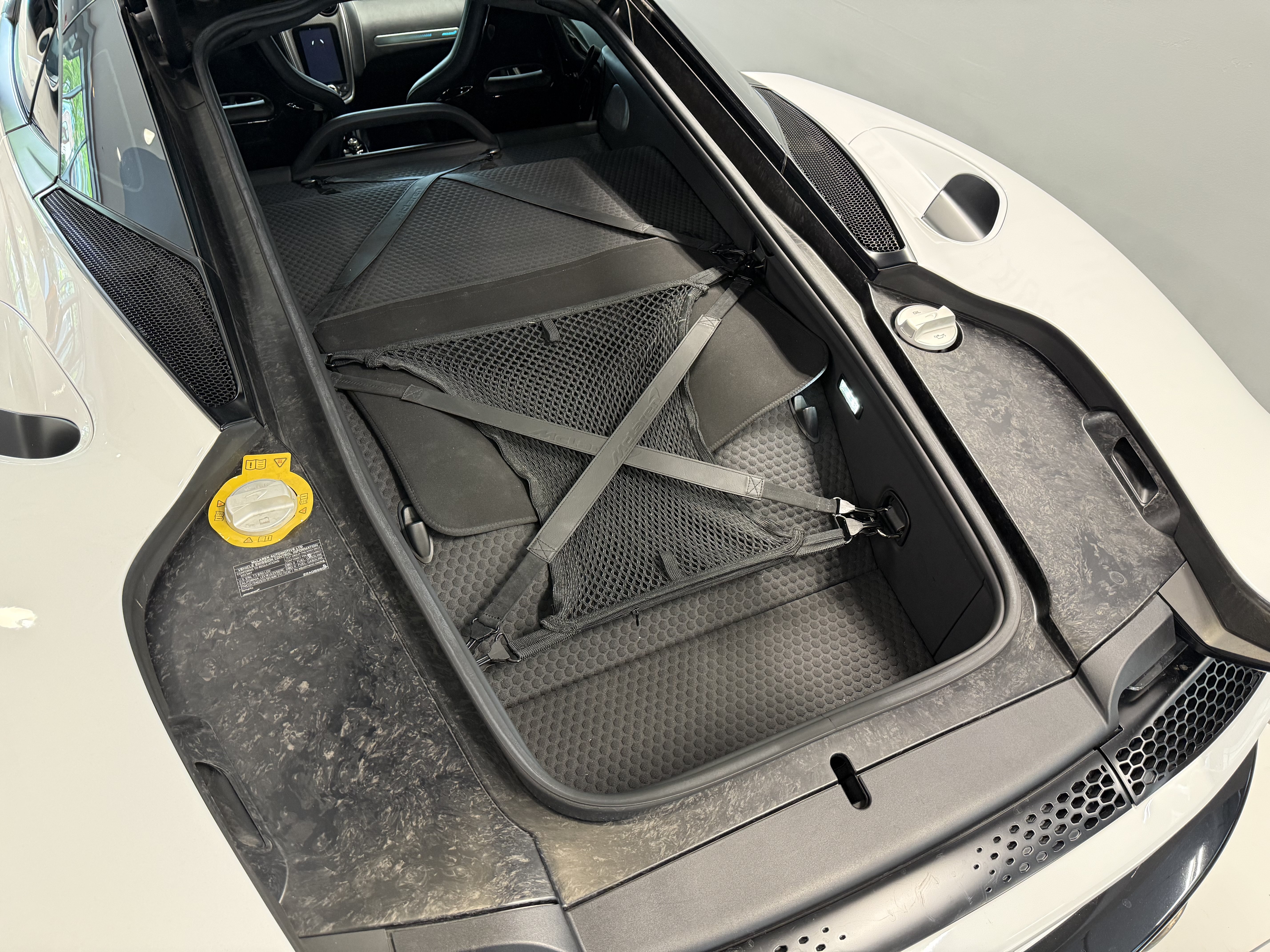 Used 2023 McLaren GT RWD image 10