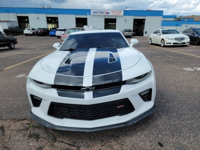 Used 2016 Chevrolet Camaro SS RWD image 2