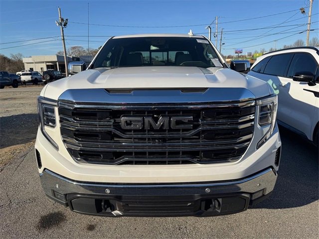 Used 2022 GMC Sierra 1500 SLT w/ SLT Premium Plus Package image 11