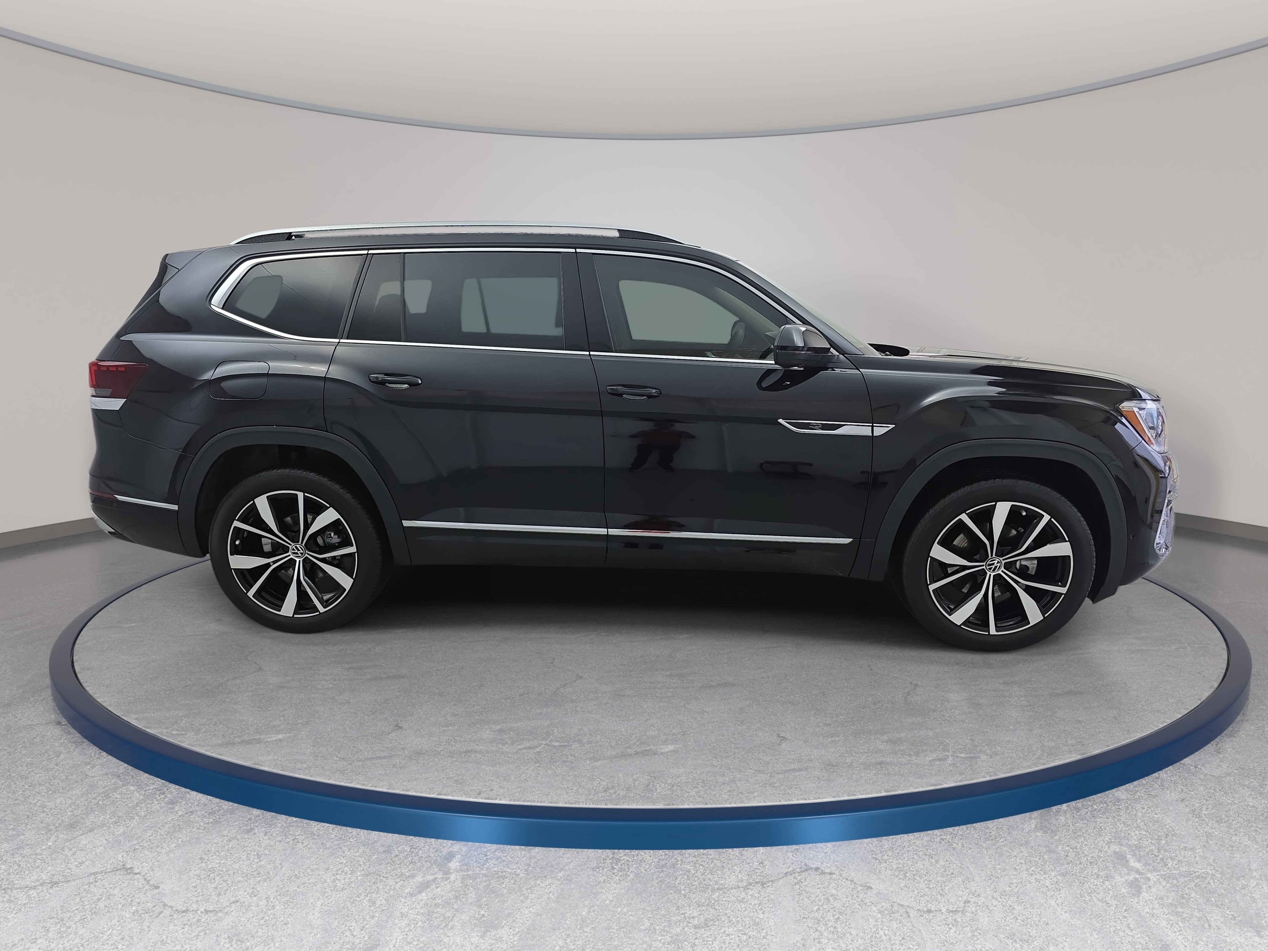 New 2026 Volkswagen Atlas SEL Premium R-Line AWD/4WD image 4
