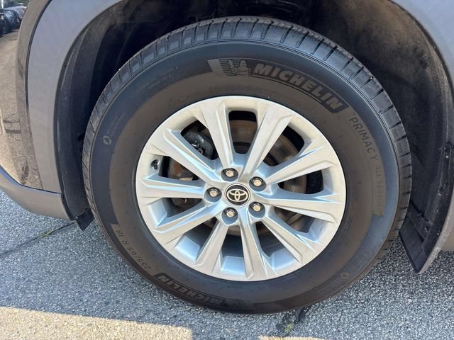 Used 2024 Toyota Grand Highlander AWD Hybrid image 9