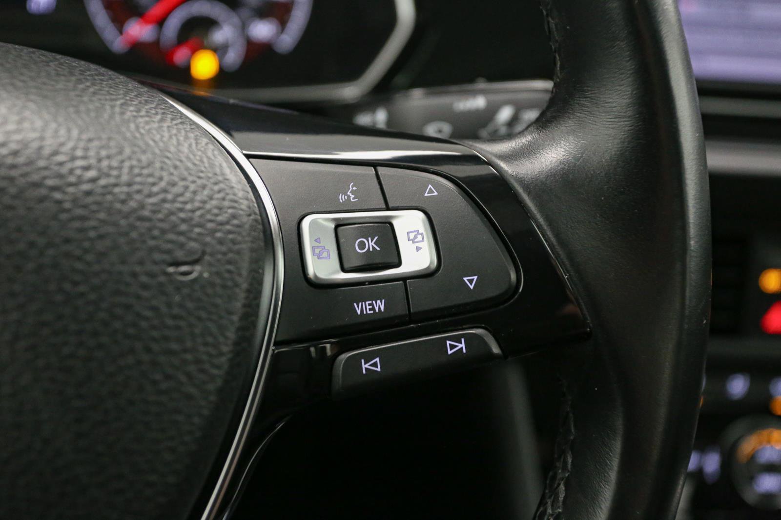 Certified 2019 Volkswagen Jetta SE image 35