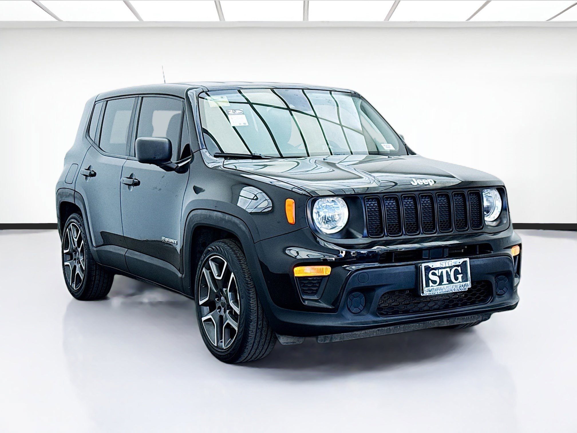 Used 2021 Jeep Renegade Sport image 3