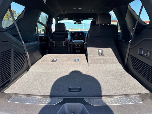 Used 2025 Chevrolet Tahoe Premier RWD image 45
