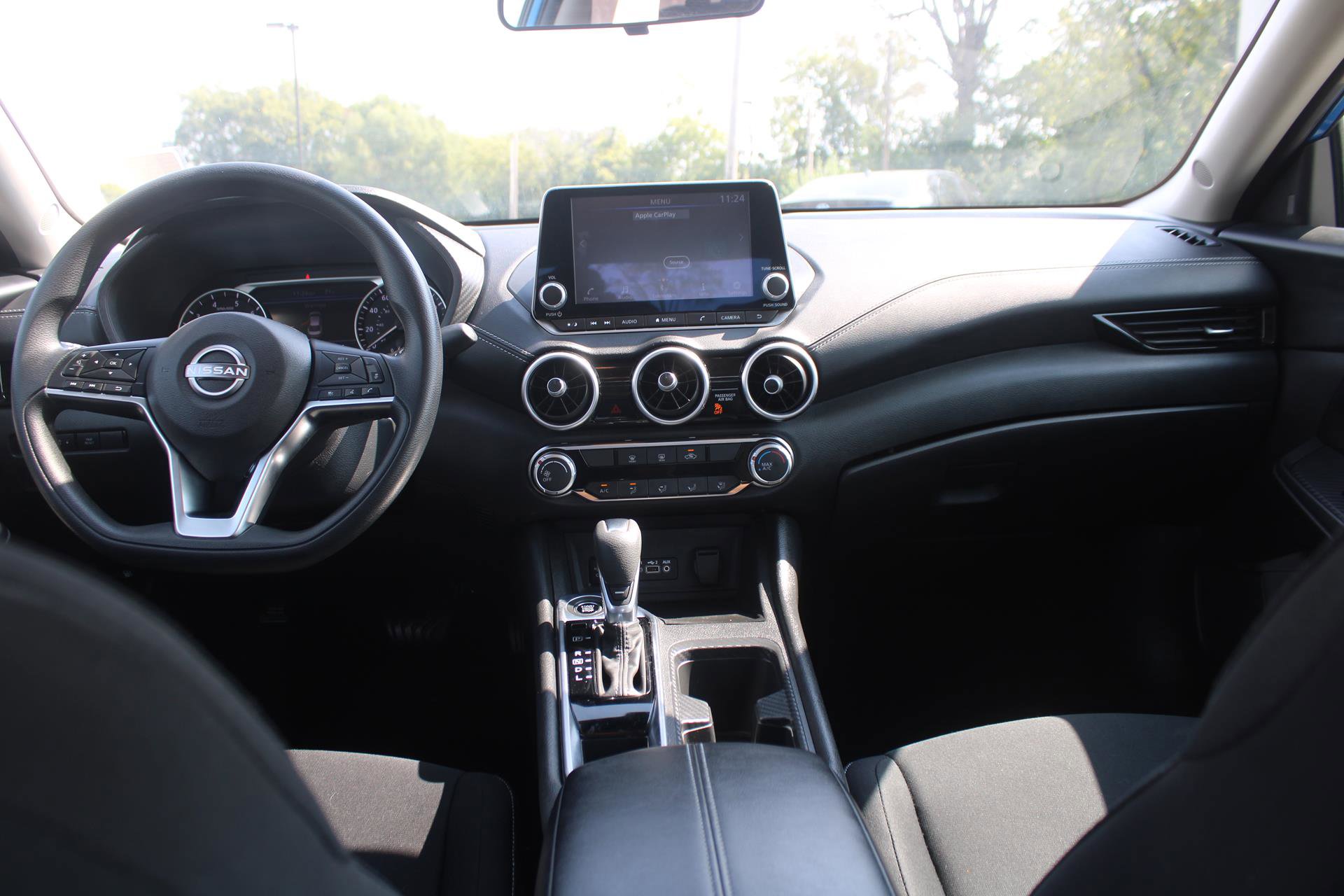 Used 2024 Nissan Sentra SV image 17