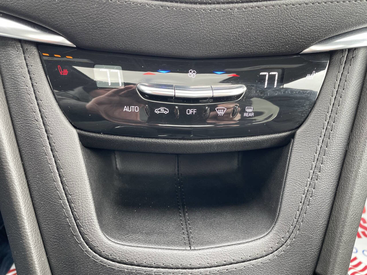 Used 2024 Cadillac XT5 Premium Luxury w/ LPO, Floor Liner Package image 28