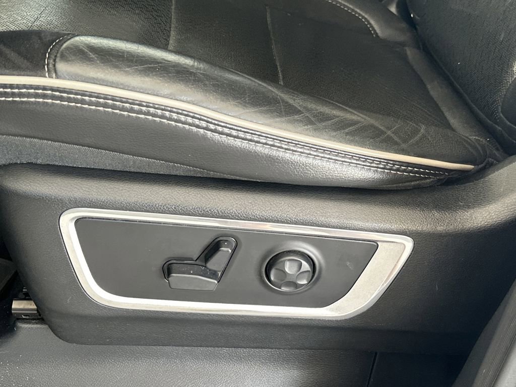 Used 2019 RAM 1500 Laramie w/ Trailer Tow Group RWD image 15