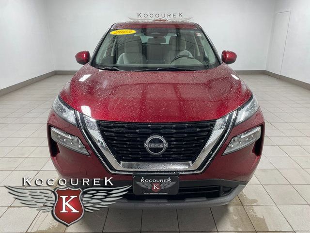Used 2023 Nissan Rogue SV AWD/4WD image 2