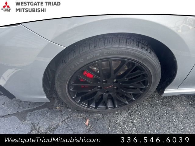 Used 2021 Toyota Camry SE image 4