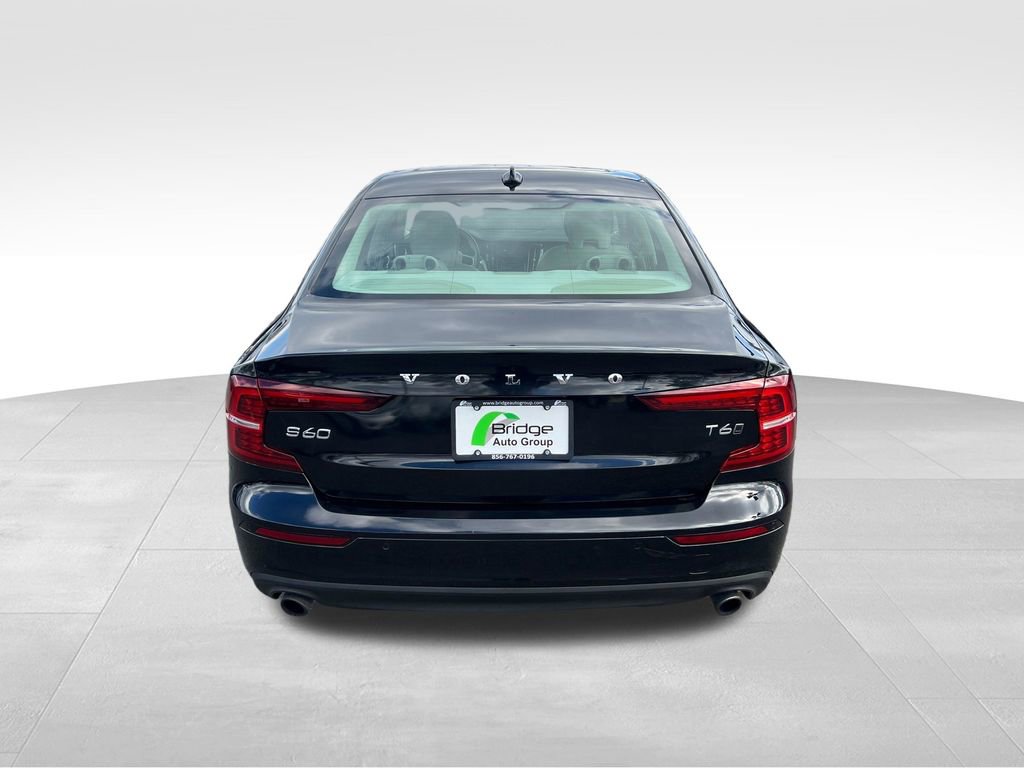Used 2020 Volvo S60 T6 Momentum image 7
