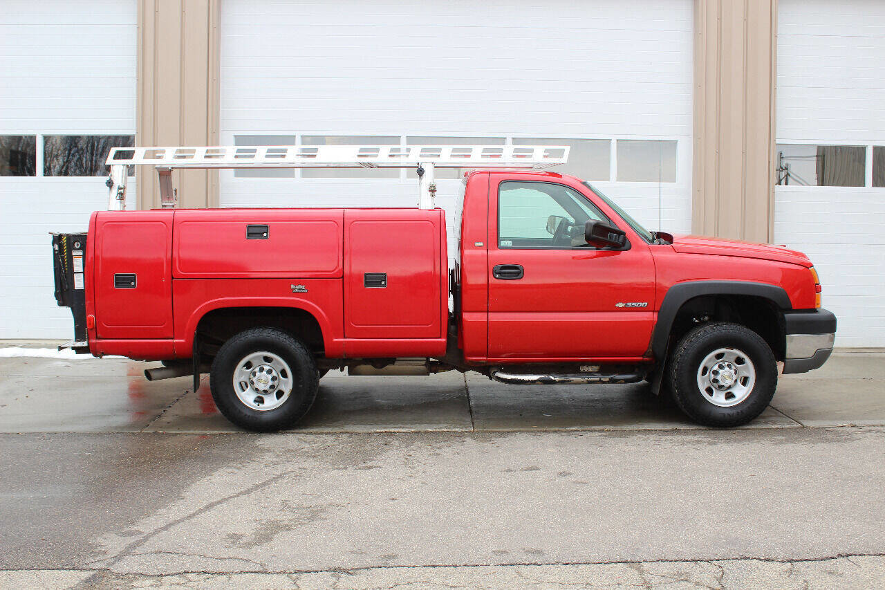 Used 2005 Chevrolet Silverado 3500 4x4 Regular Cab image 5