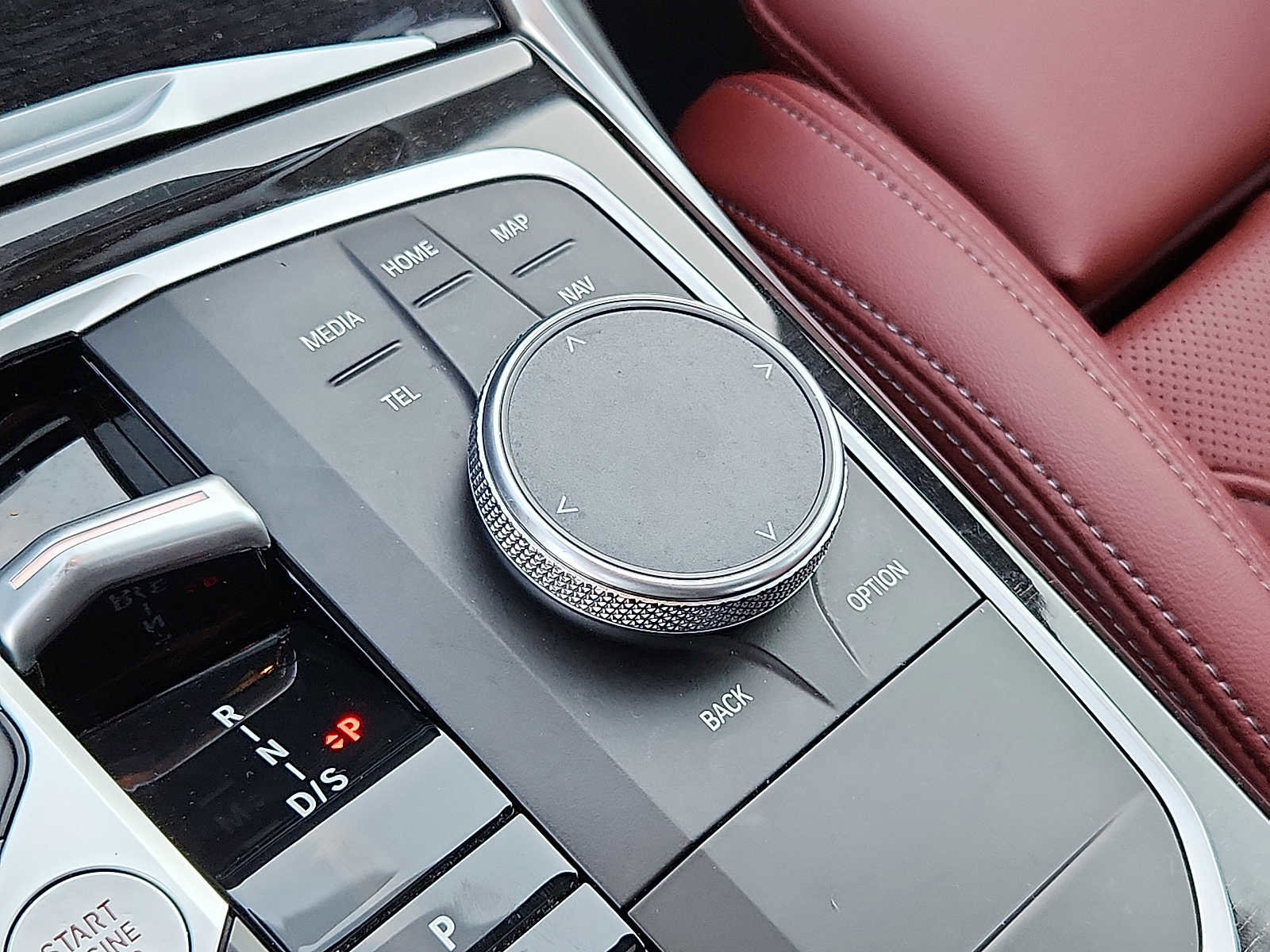 Certified 2024 BMW 330i xDrive Sedan w/ Convenience Package image 26