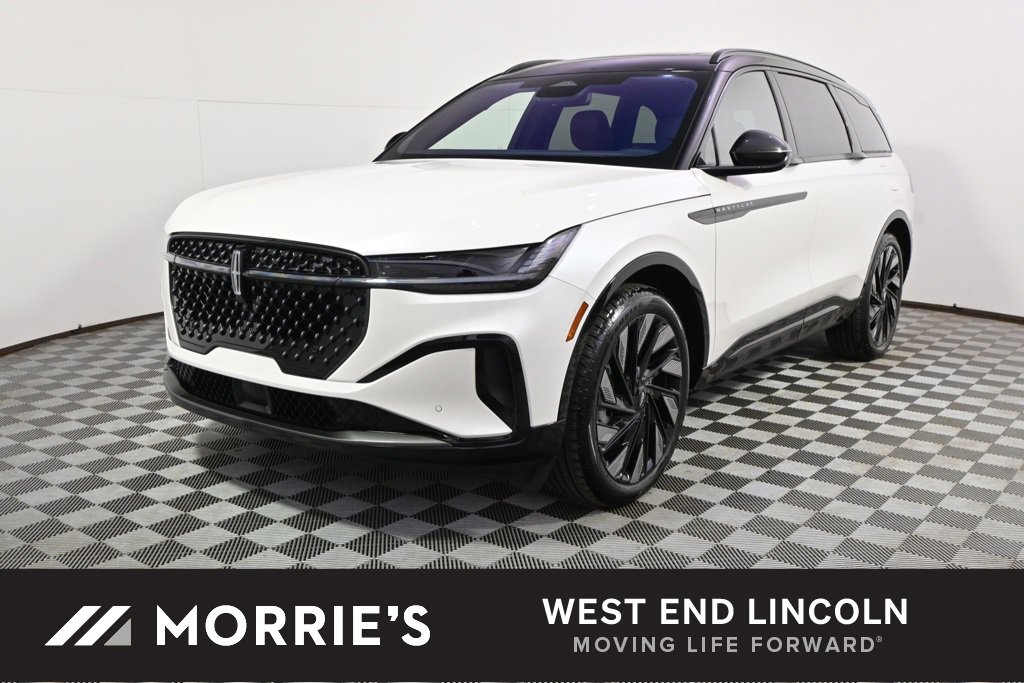 New 2026 Lincoln Nautilus Reserve w/ Jet Appearance Package image 1