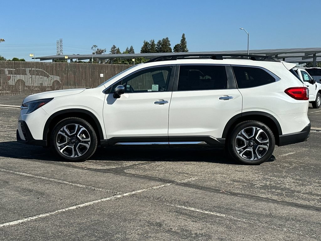 Used 2023 Subaru Ascent Touring AWD/4WD image 6