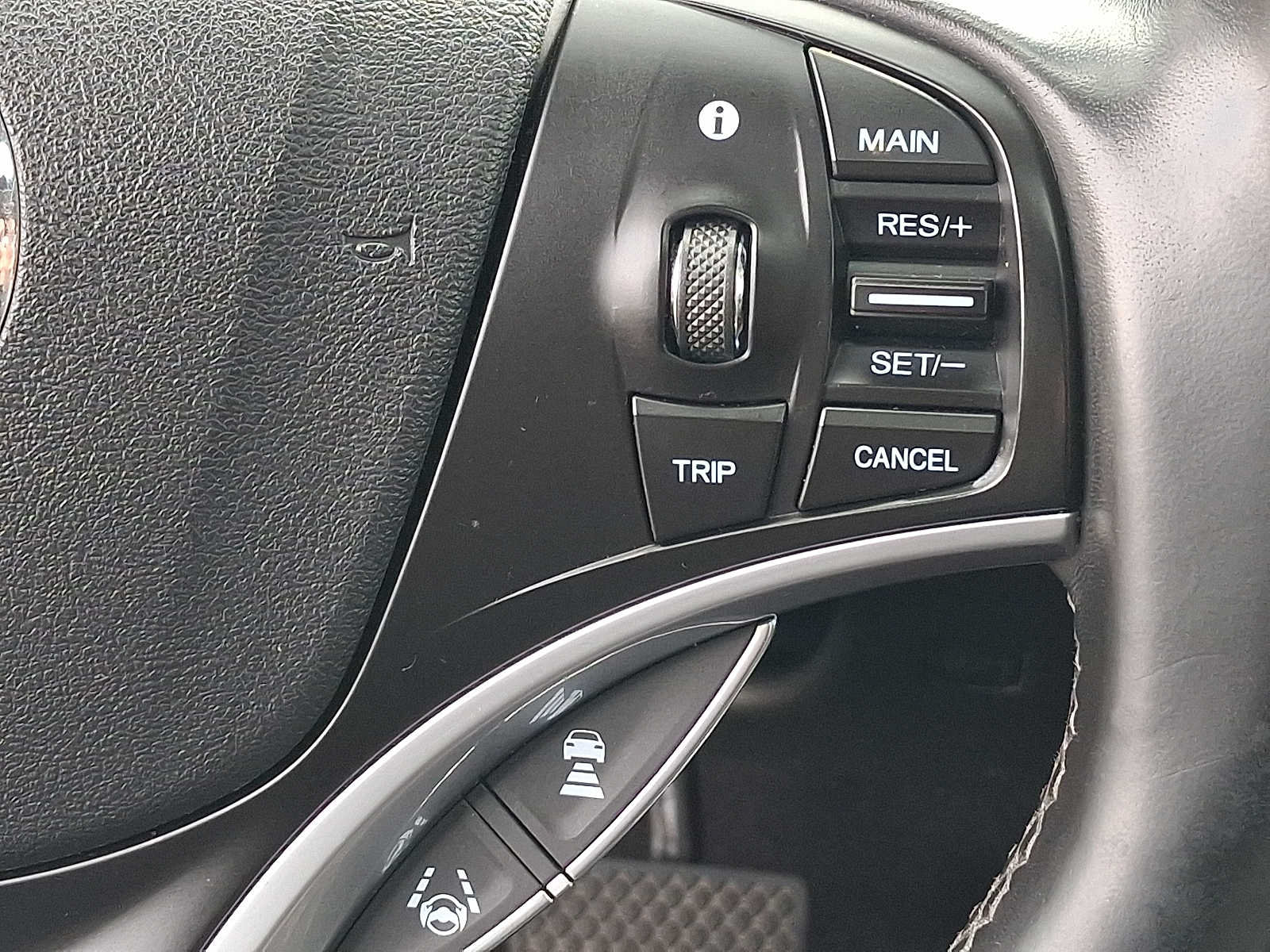 Used 2020 Acura MDX w/ Technology Package AWD/4WD image 23