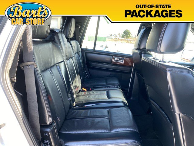 Used 2017 Lincoln Navigator Select image 13