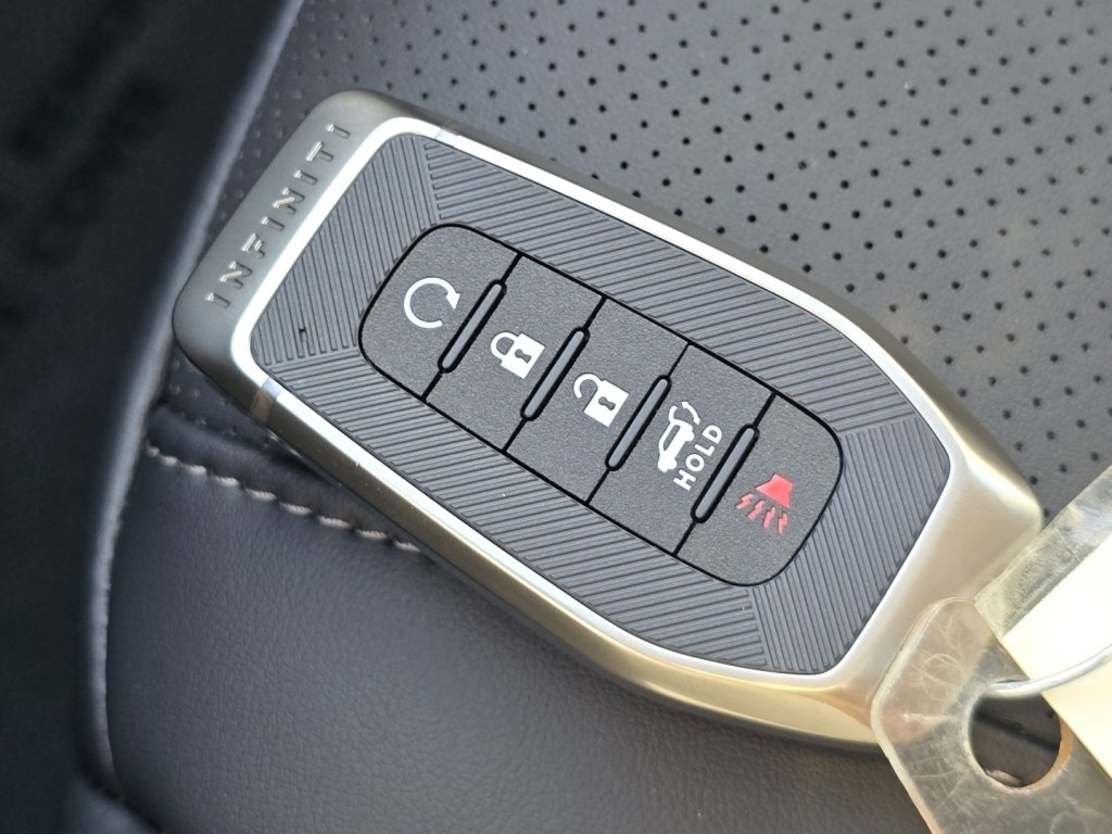 New 2026 INFINITI QX60 Luxe image 35