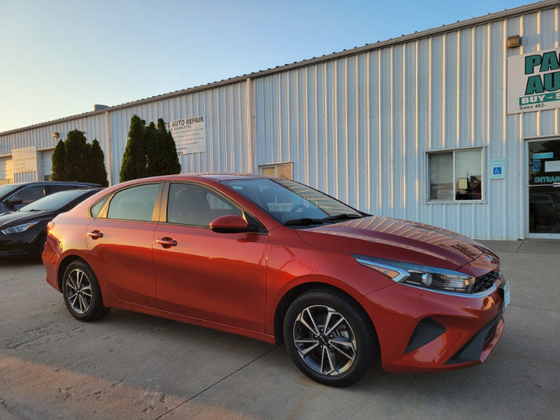 Used 2022 Kia Forte LXS FWD image 9