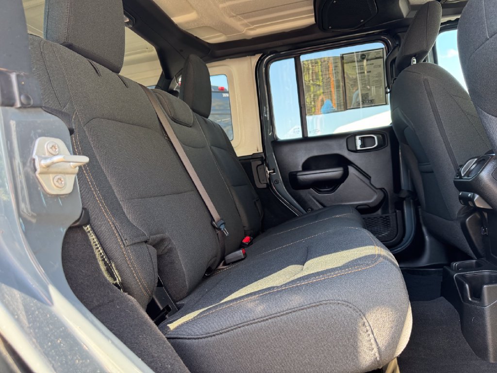 Used 2024 Jeep Wrangler Unlimited Sport AWD/4WD image 14