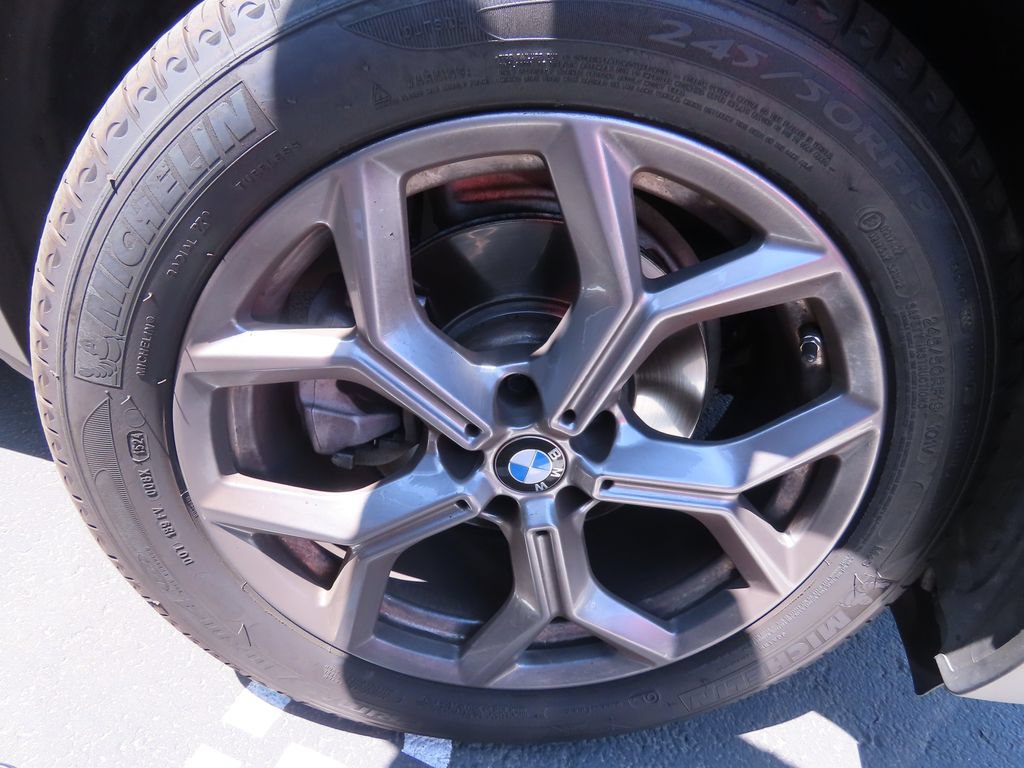 Used 2022 BMW X3 sDrive30i w/ Premium Package 2 (ZPA) RWD image 18