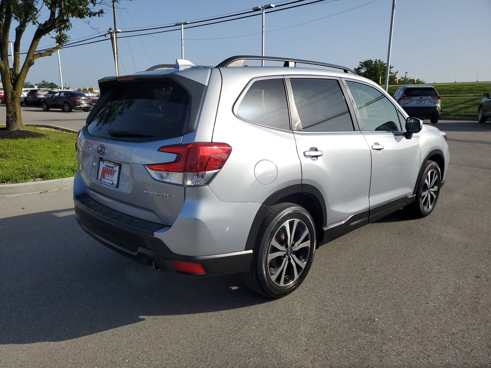 Used 2021 Subaru Forester Limited w/ Popular Package #3 AWD/4WD image 4
