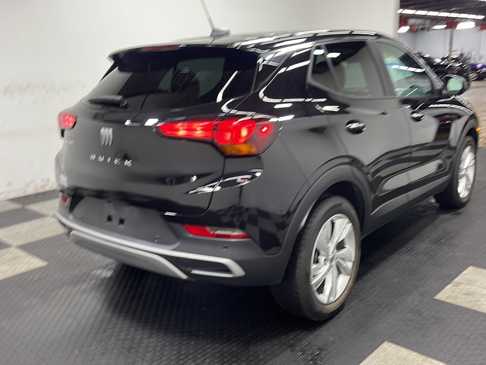 Used 2024 Buick Encore GX Preferred w/ Advanced Technology Package FWD image 19