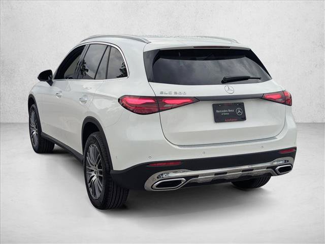 Used 2026 Mercedes-Benz GLC 300 image 8