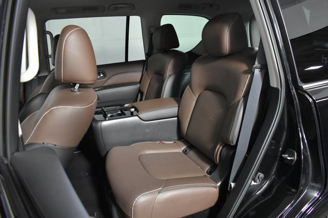 Used 2023 INFINITI QX80 Premium Select w/ All-Season Package image 31
