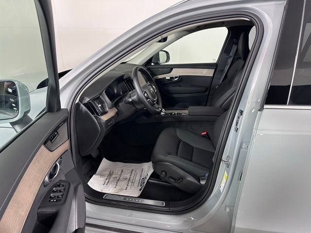Used 2025 Volvo XC90 T8 Plus w/ Protection Package Premier AWD/4WD image 22