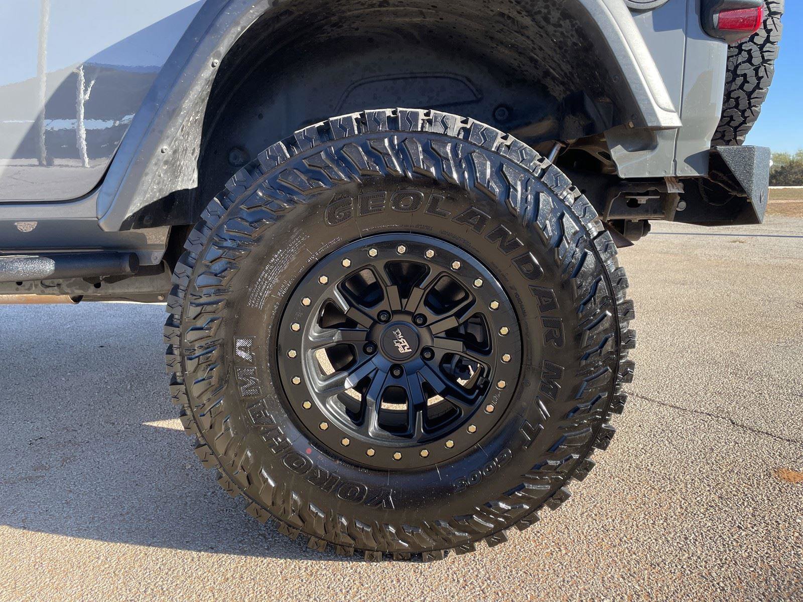 Used 2022 Jeep Wrangler Unlimited Rubicon 4xe w/ Safety Group image 35