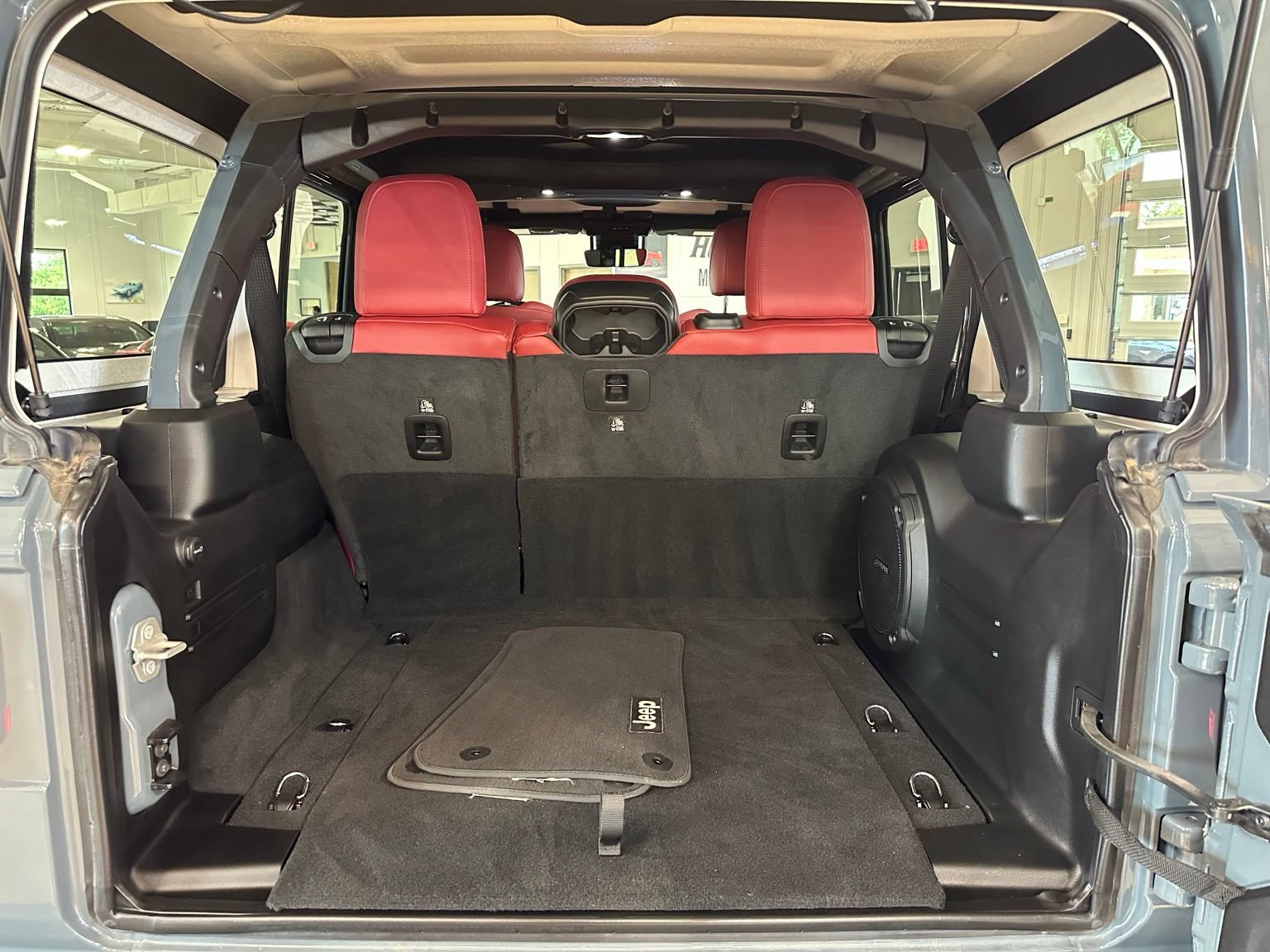 Used 2024 Jeep Wrangler Unlimited Rubicon 392 AWD/4WD image 47