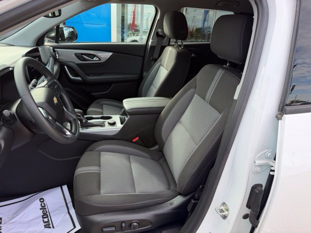 Certified 2024 Chevrolet Blazer LT w/ Convenience Package AWD/4WD image 15