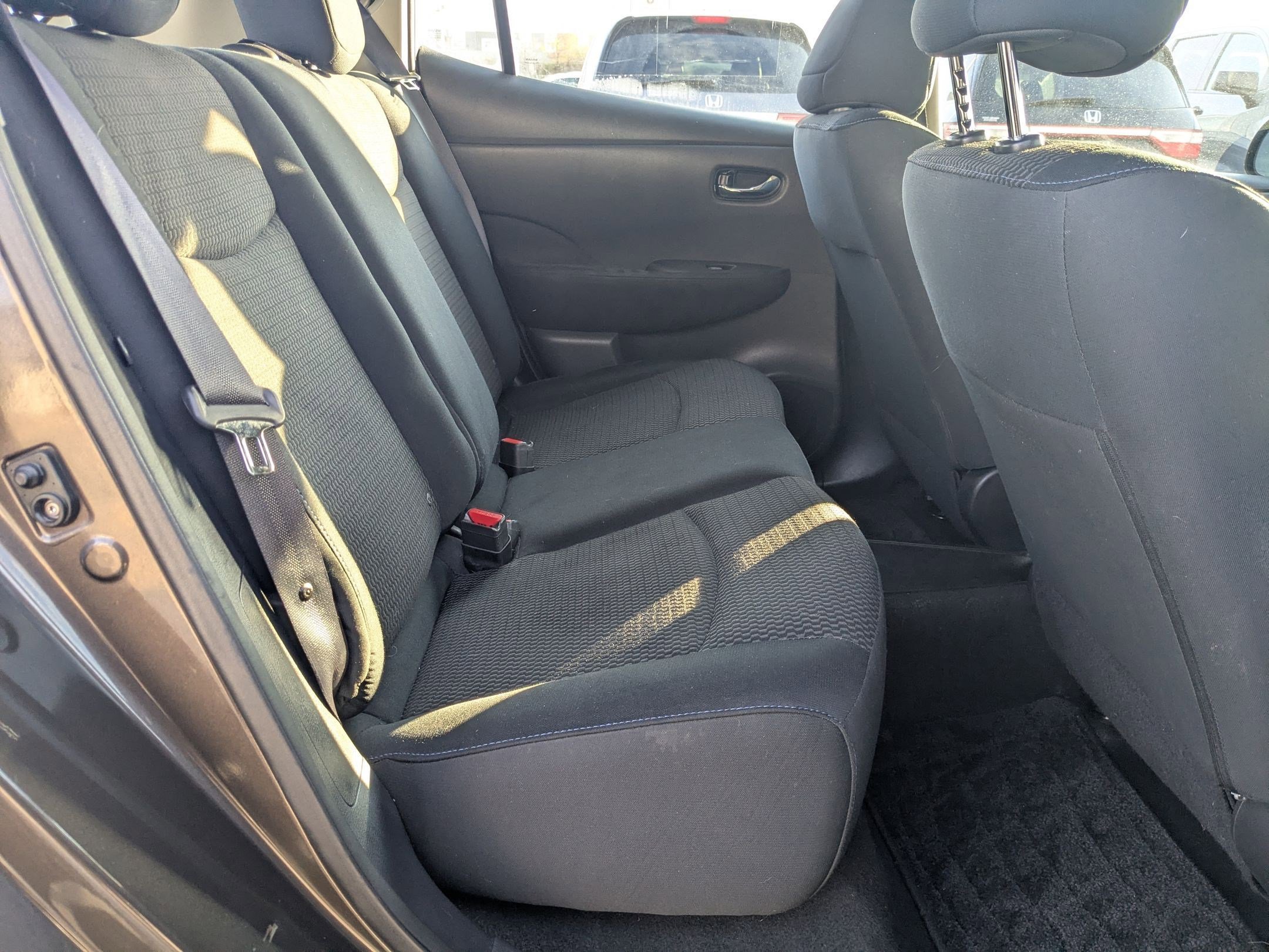 Used 2016 Nissan Leaf S w/ Charger Package image 18