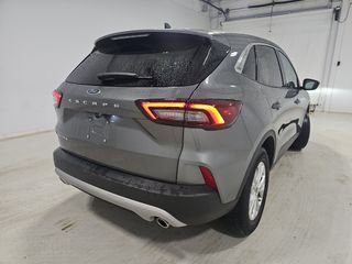Used 2024 Ford Escape Active w/ Cold Weather Package FWD image 8