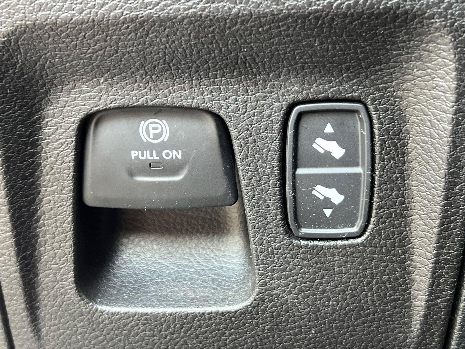 Used 2022 RAM 1500 Big Horn AWD/4WD image 24