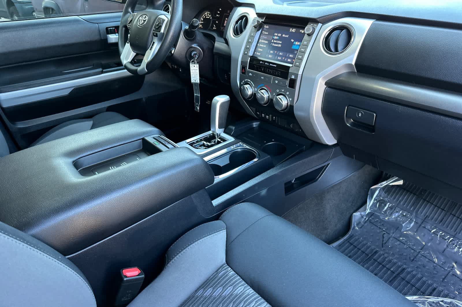 Used 2020 Toyota Tundra SR5 w/ SR5 Upgrade Package RWD image 15