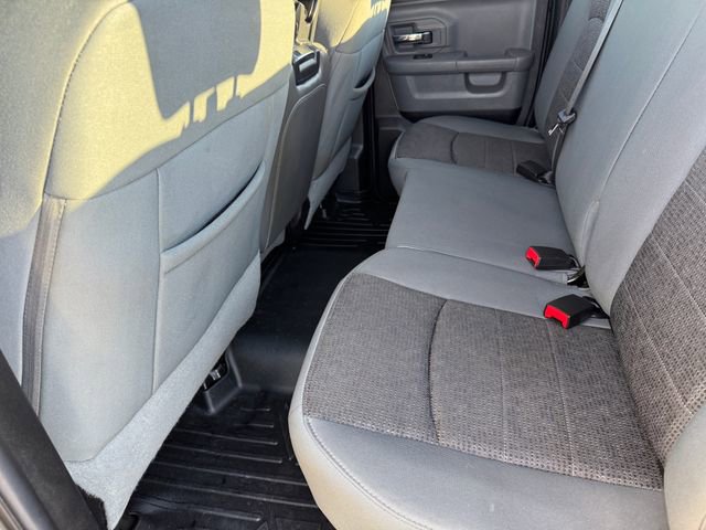 Used 2014 RAM 1500 Classic SLT AWD/4WD image 18
