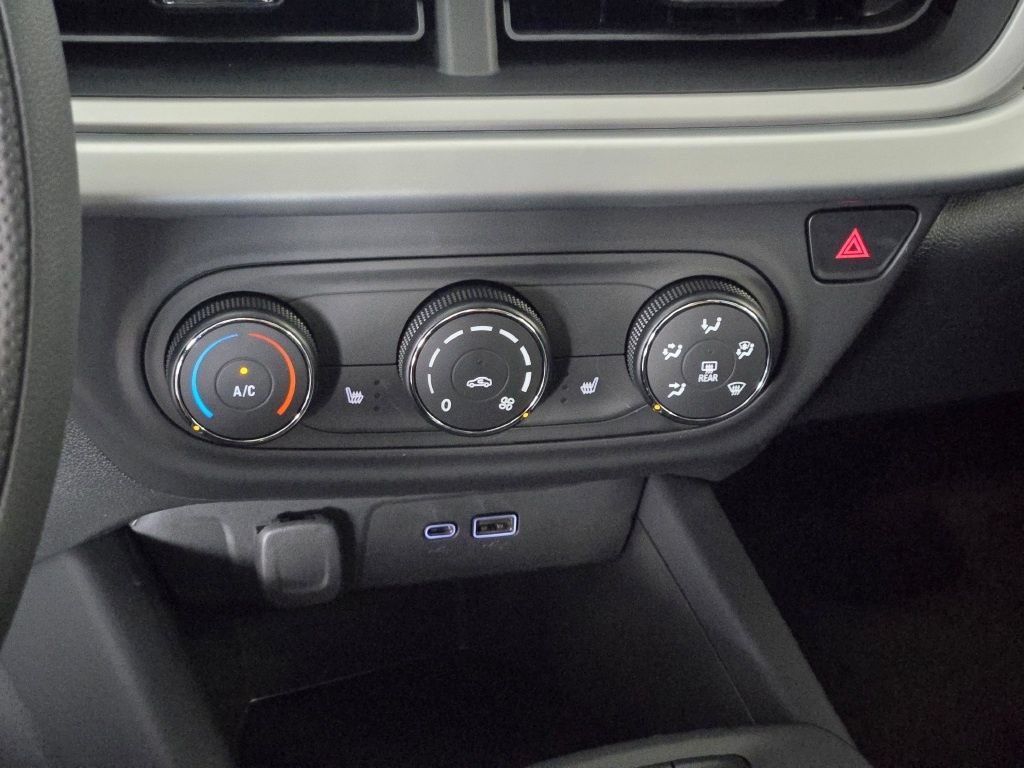 New 2026 Chevrolet Trax LS w/ LS Convenience Package FWD image 23