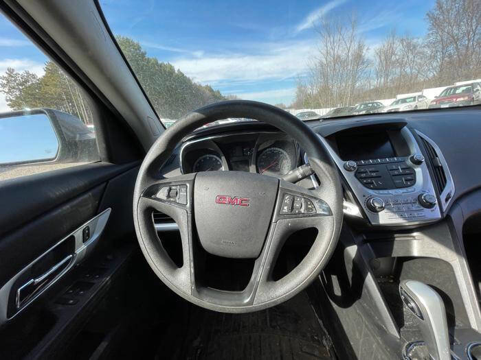 Used 2012 GMC Terrain SLE image 33