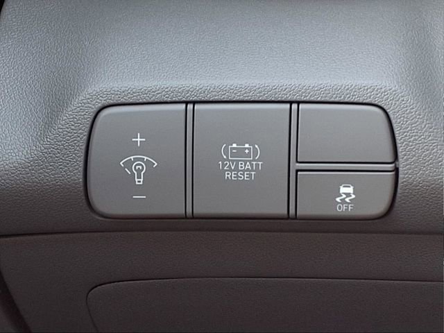 New 2026 Hyundai Elantra Sport image 23