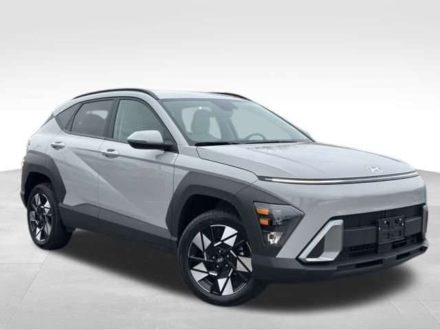 Used 2025 Hyundai Kona SEL image 1