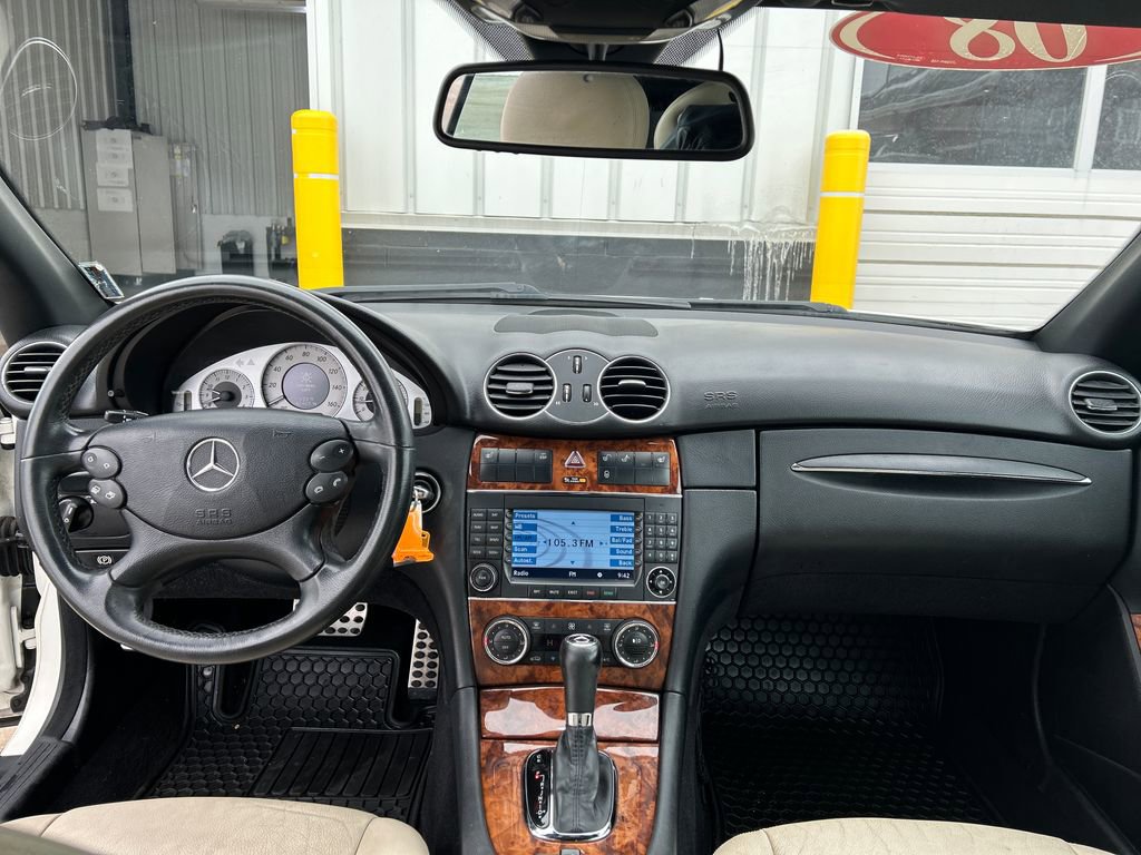 Used 2008 Mercedes-Benz CLK 350 Cabriolet image 26